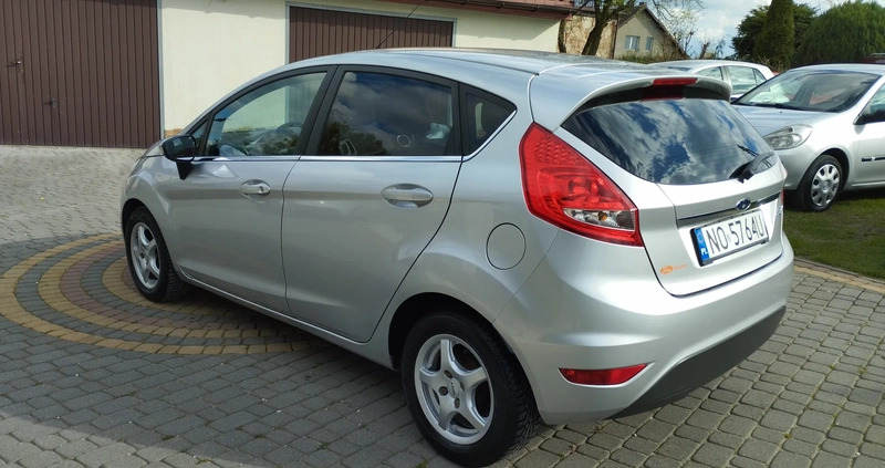 Ford Fiesta cena 16900 przebieg: 204796, rok produkcji 2009 z Cieszanów małe 191